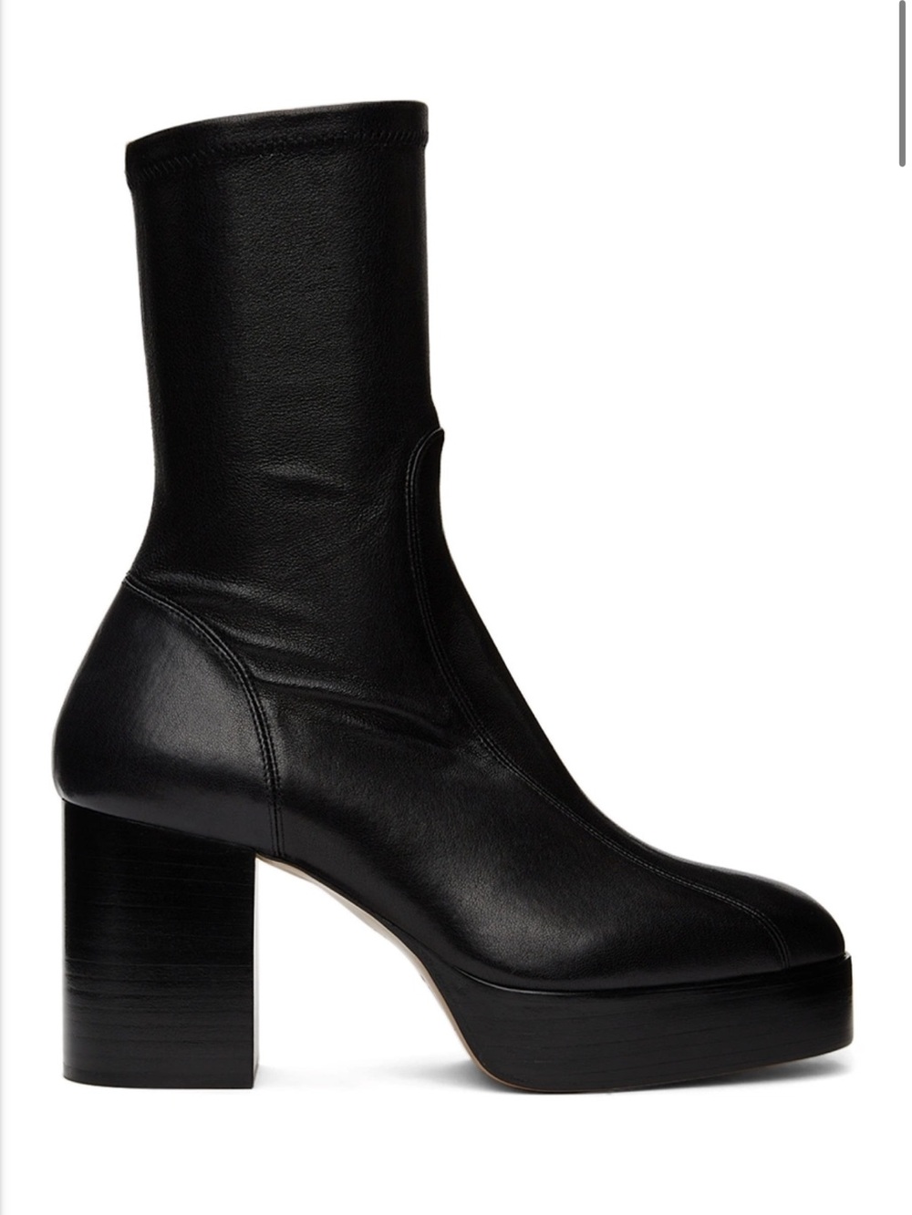 Chloé Black Stretch Izzie Ankle Boots
38.5 $995